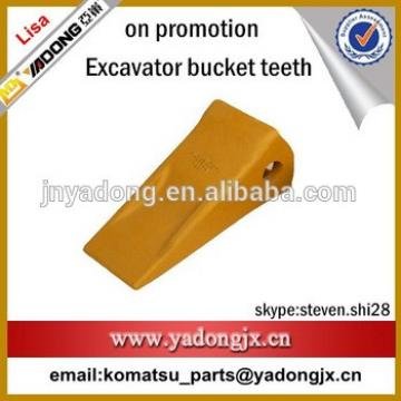 PC220 Excavator 206-70-54221 bucket teeth