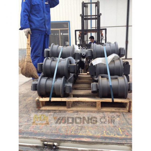 China manufacturer PC300 ex40 excavator track roller for undercarriage parts #1 image