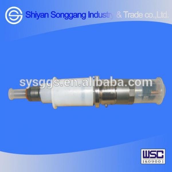 Engineering machinery diesel engine parts common rail injector, Komatsu injector 5263308 #1 image